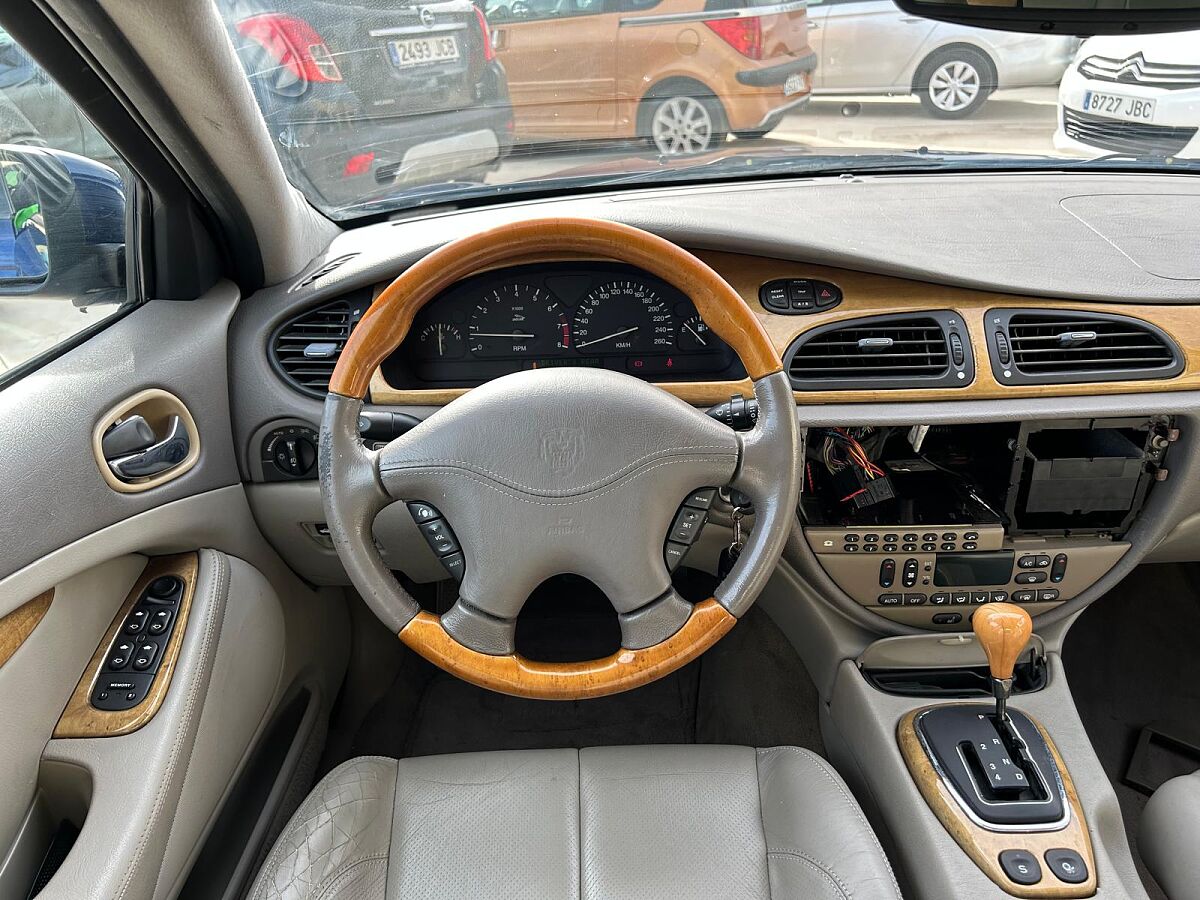 JAGUAR S TYPE 3.0 EXECUTIVE AUTO SPANISH LHD IN SPAIN 100000 MILES SUPERB 2001